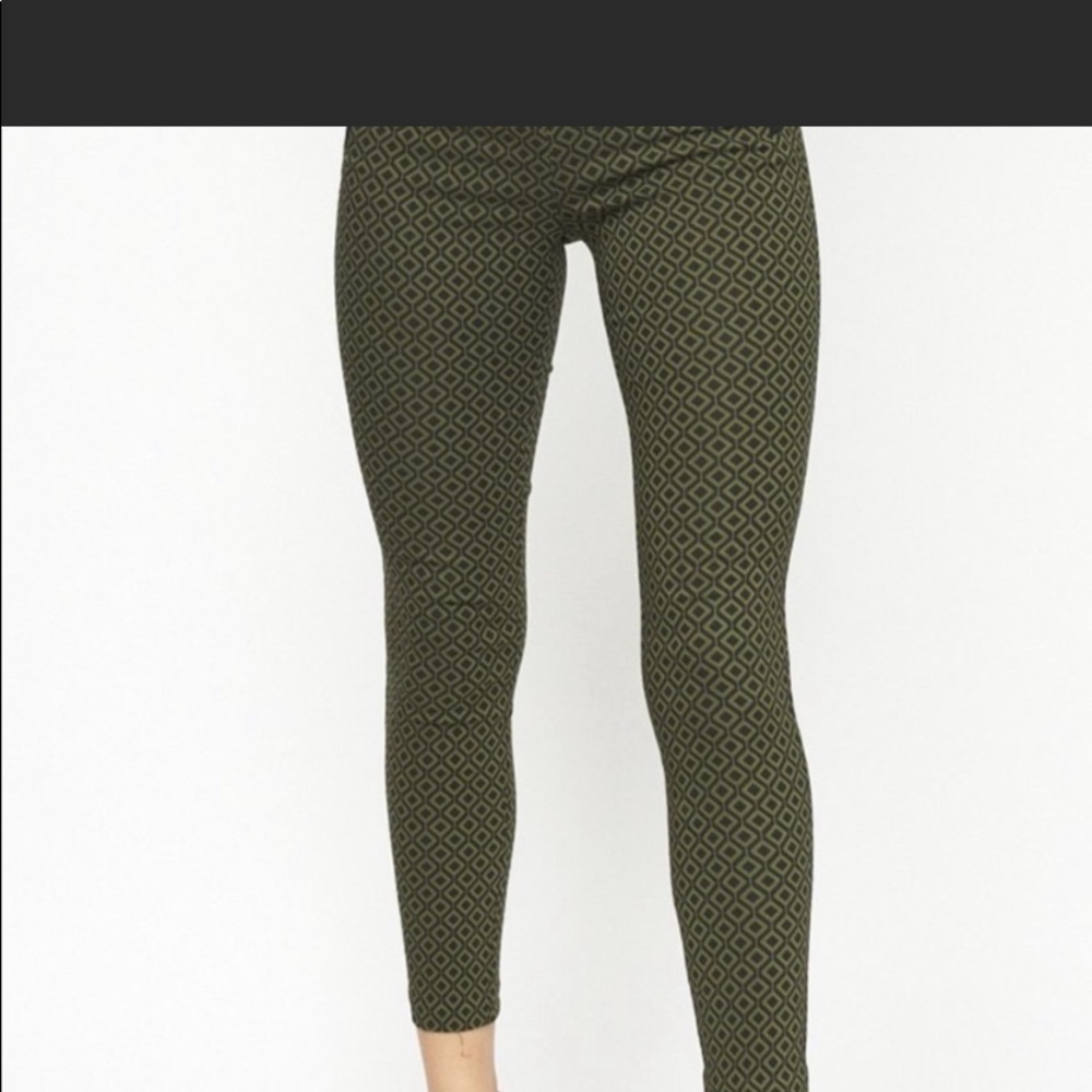 Pants - Picture 5 of 7